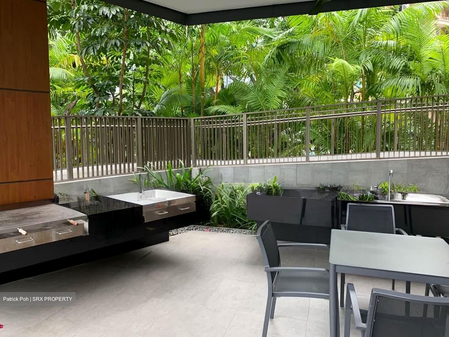 6 Derbyshire (D11), Condominium #550940371